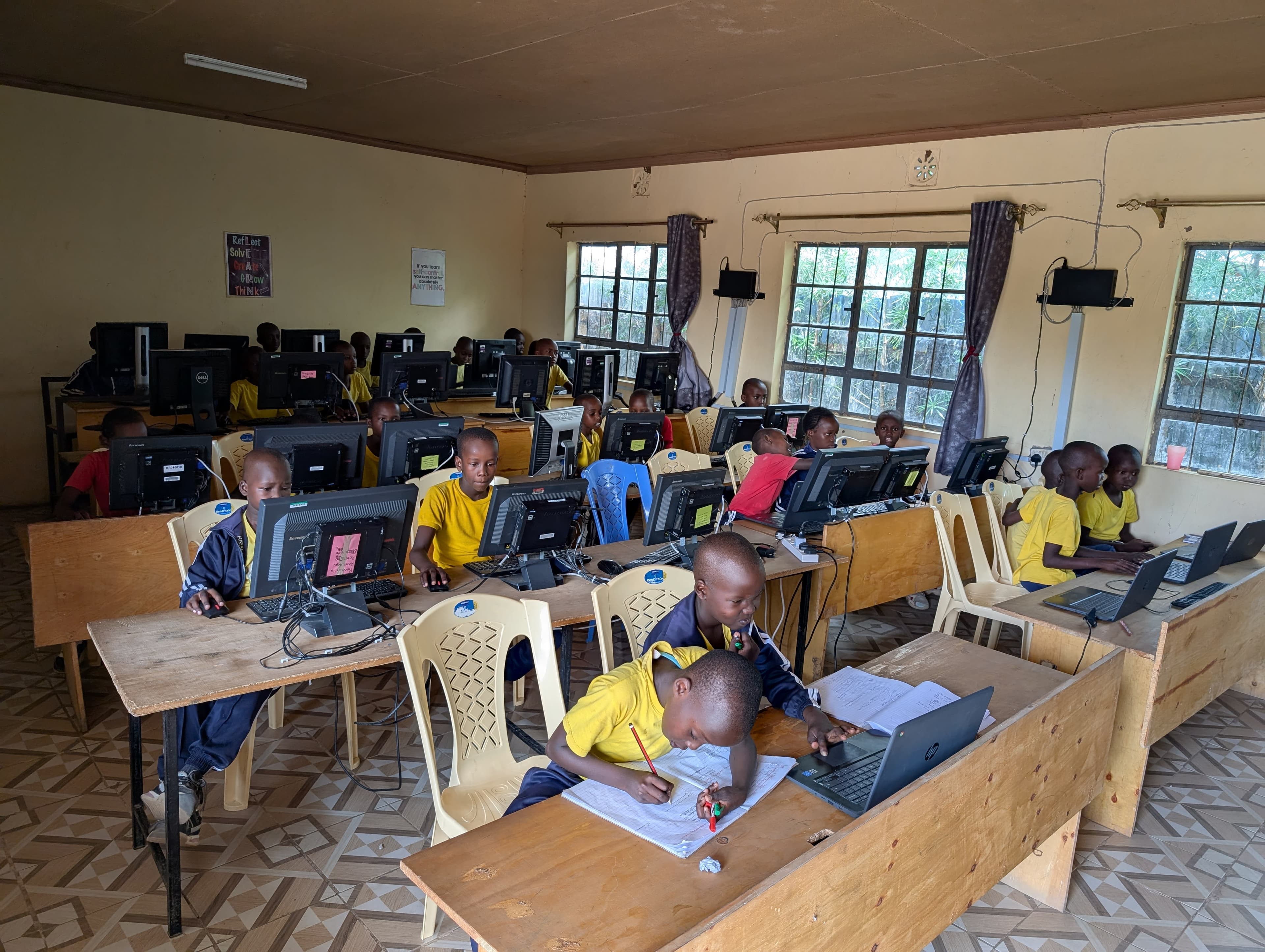 Coding program at Topview Academy